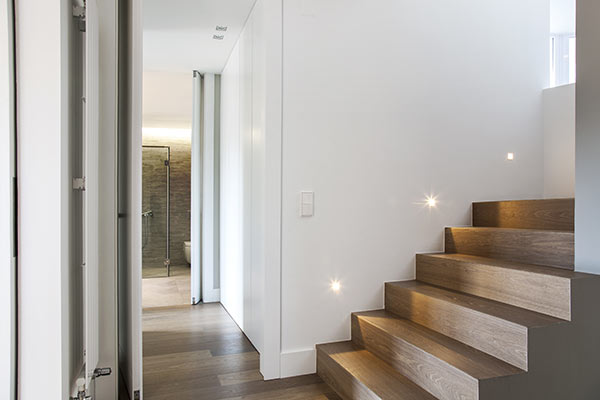 Home 2 3-600-hallway-QSA-quality-seal-australia-gold-coast