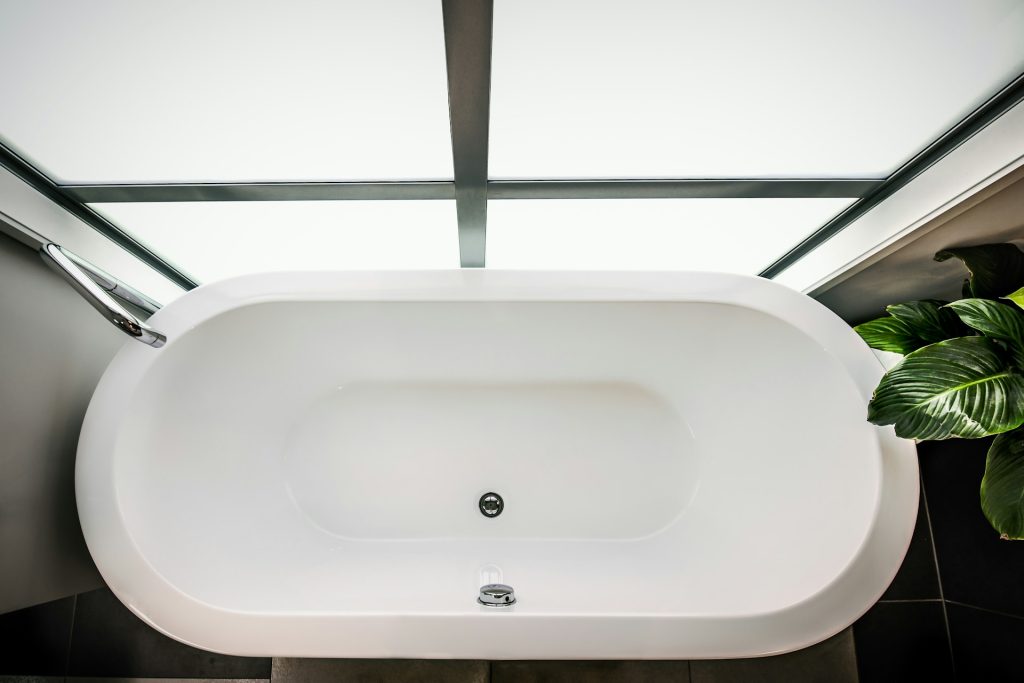 Best Bathtub Caulk to Use When Mould Keeps Coming Back 7 bathtub